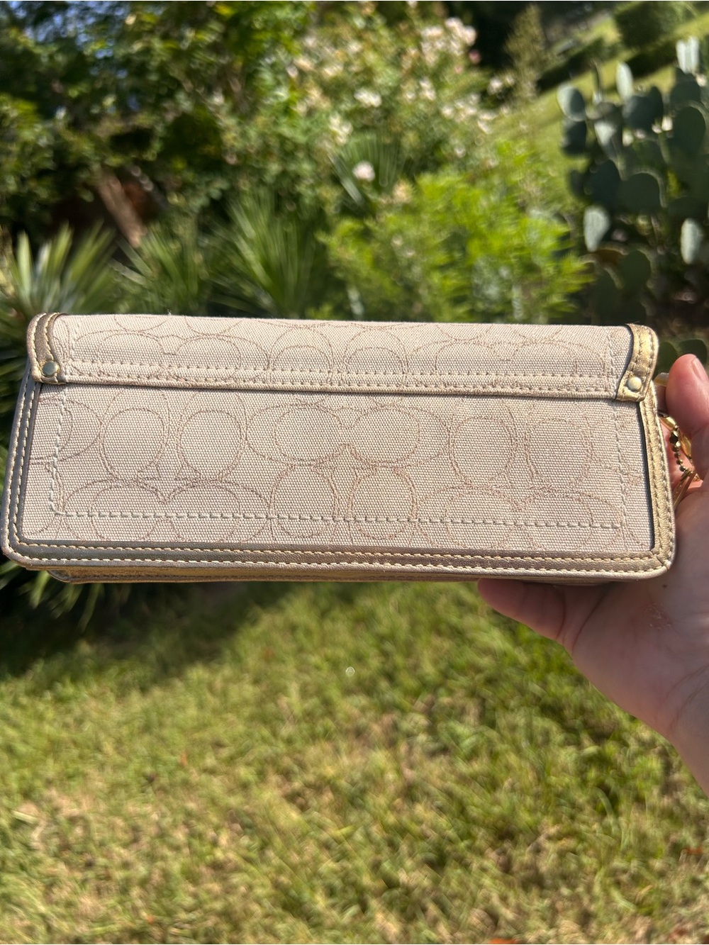 Coach 65th Anniversary Legacy Lined turn lock  Zoe Clutch - Picture 3 of 8